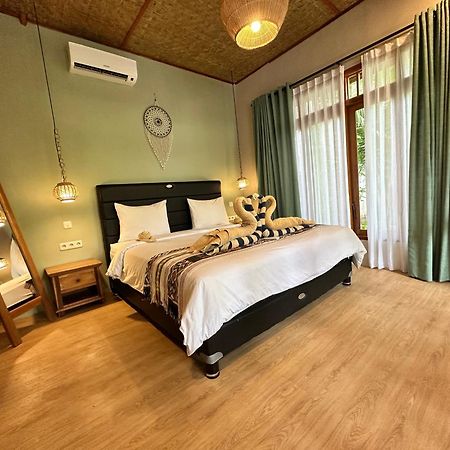 Sunny Rose Bungalows Gili Air - Adults Only Экстерьер фото