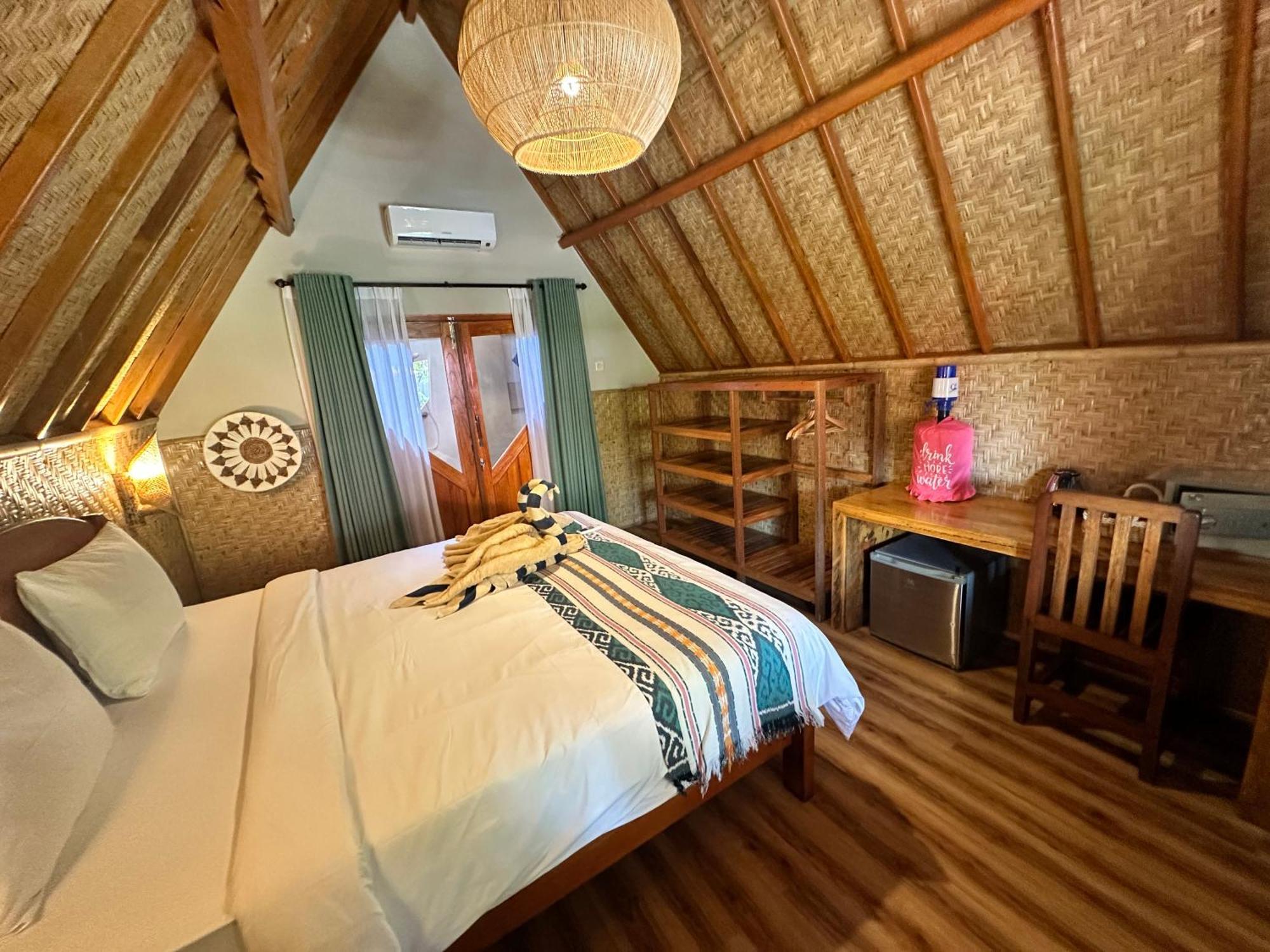 Sunny Rose Bungalows Gili Air - Adults Only Экстерьер фото