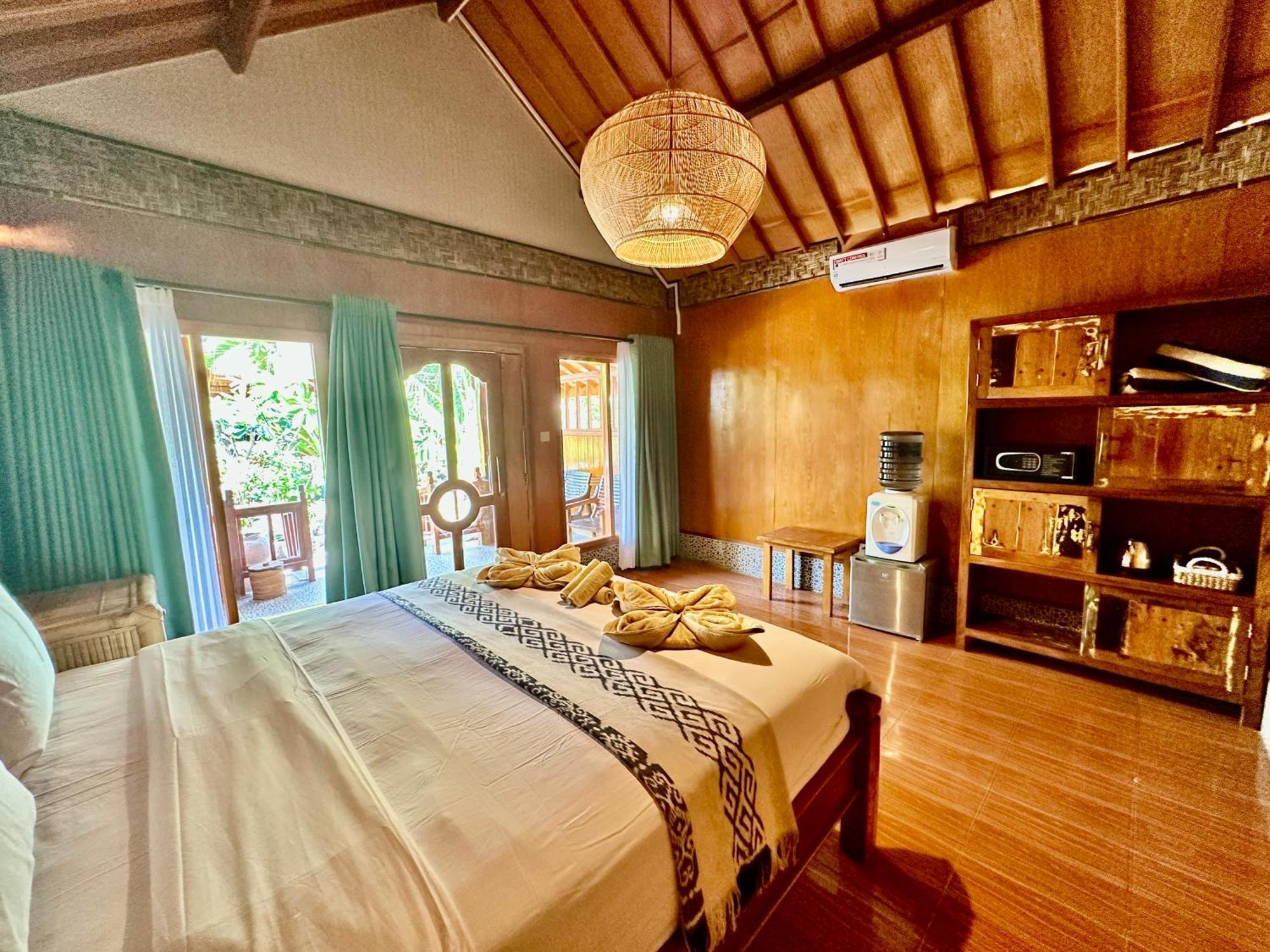 Sunny Rose Bungalows Gili Air - Adults Only Экстерьер фото
