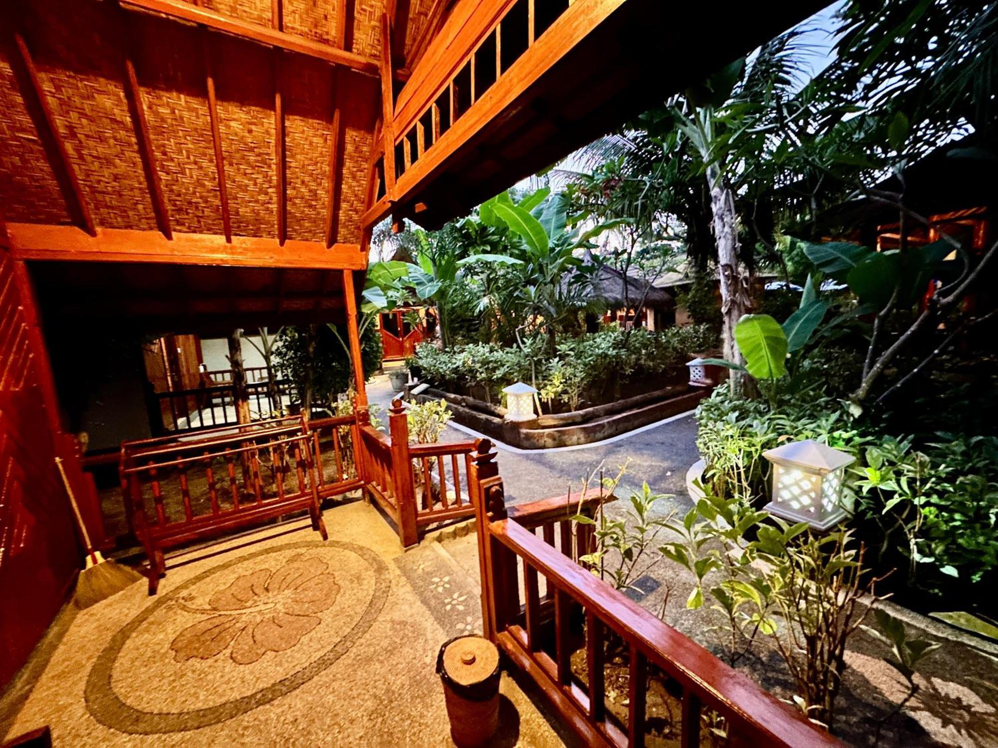 Sunny Rose Bungalows Gili Air - Adults Only Экстерьер фото