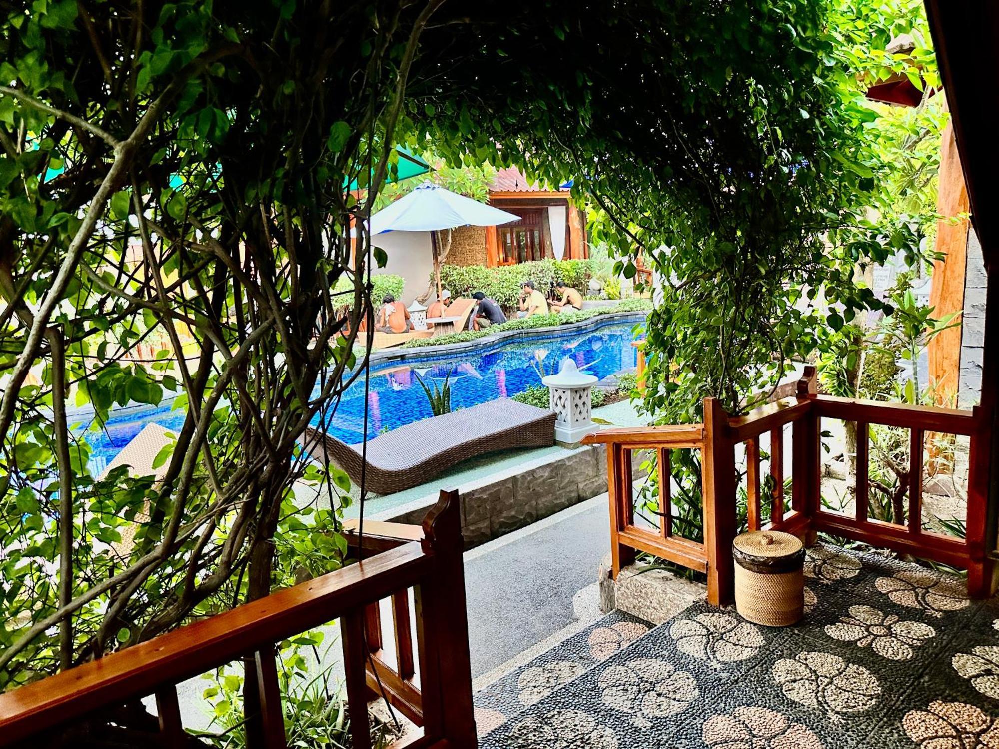 Sunny Rose Bungalows Gili Air - Adults Only Экстерьер фото