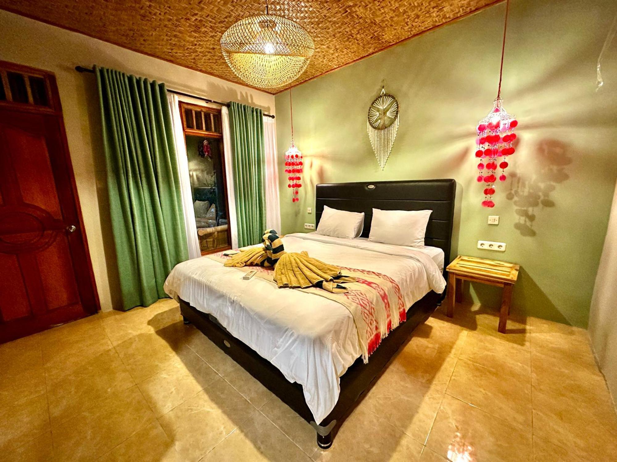 Sunny Rose Bungalows Gili Air - Adults Only Экстерьер фото