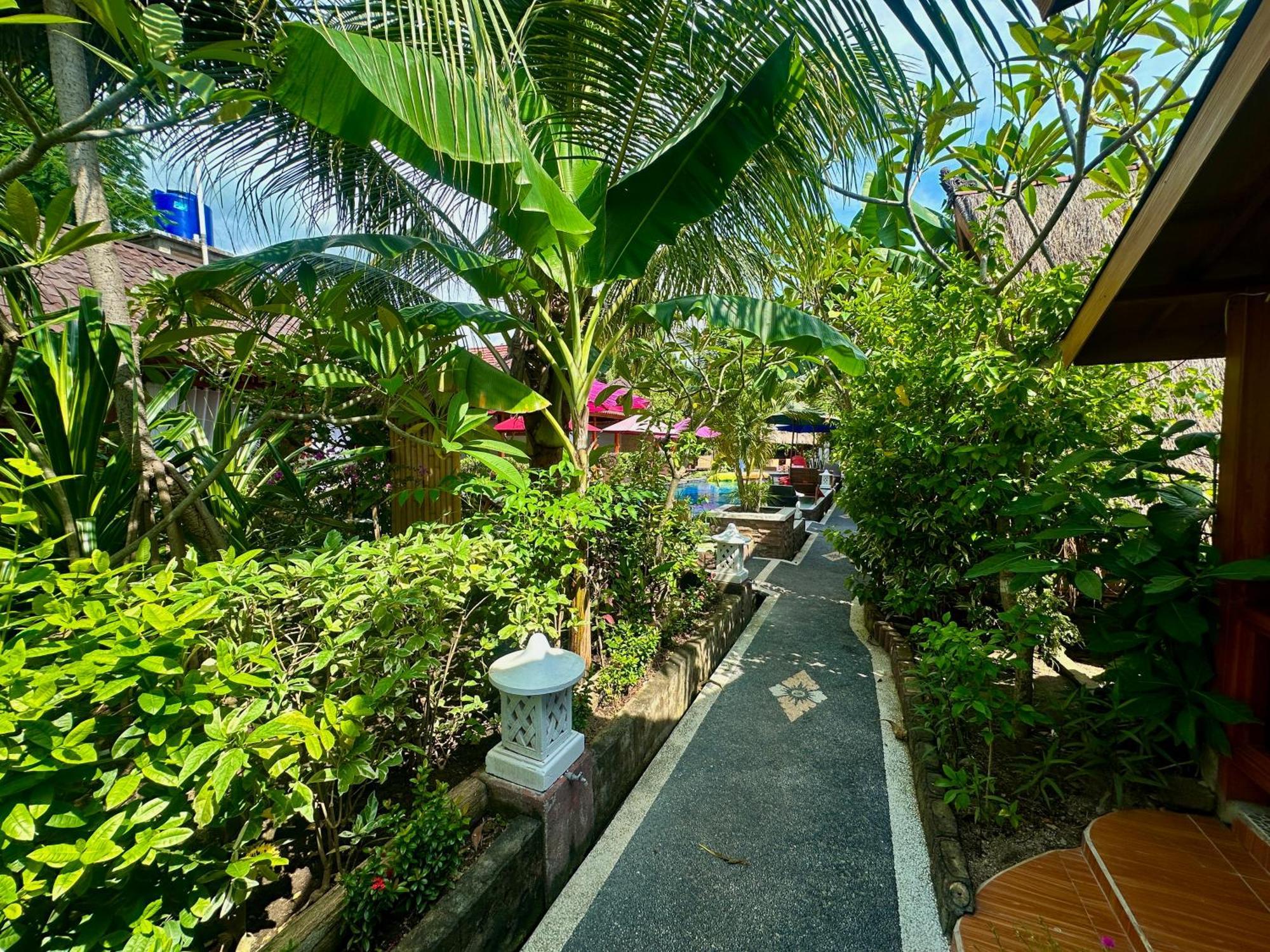 Sunny Rose Bungalows Gili Air - Adults Only Экстерьер фото