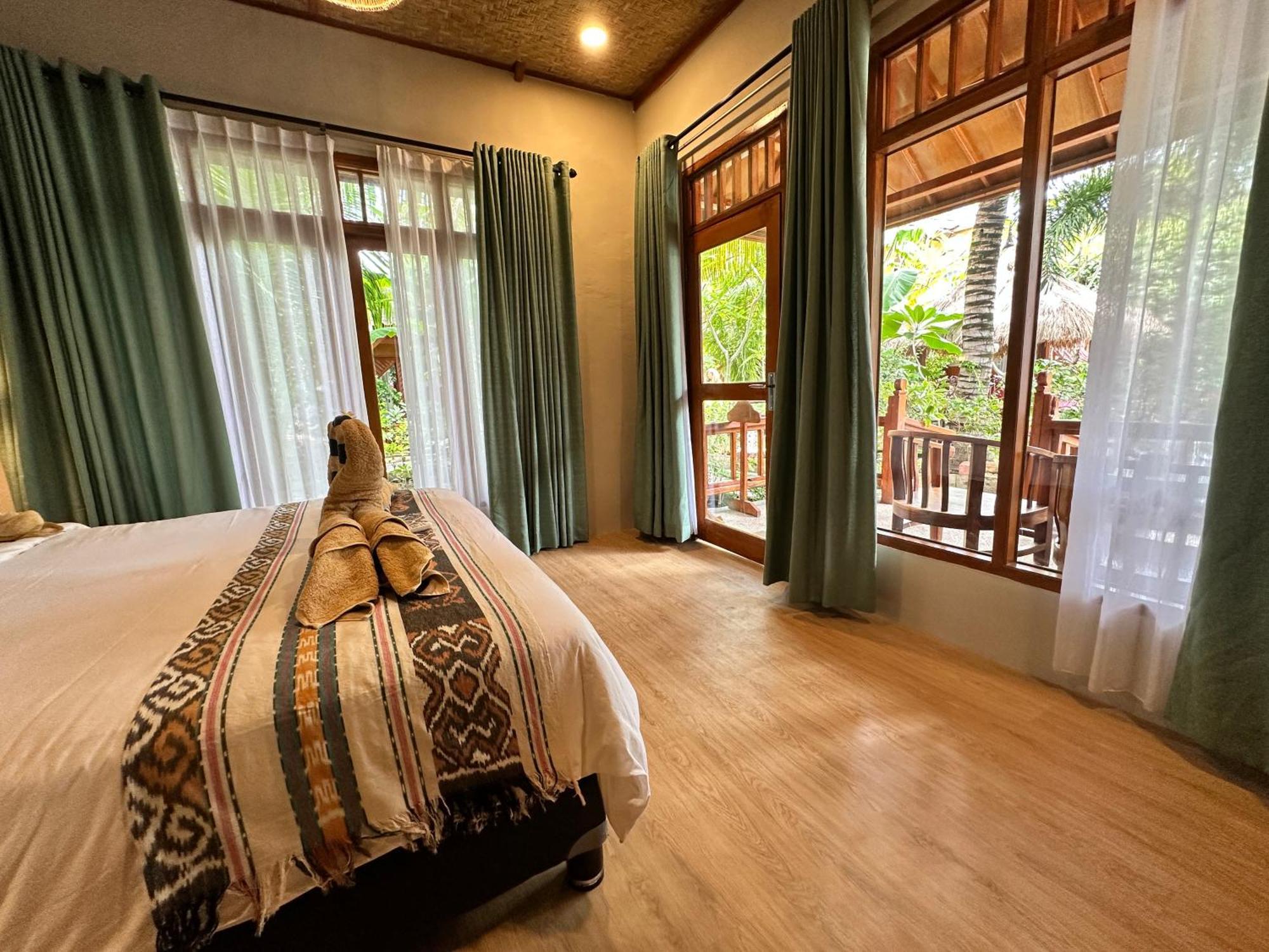 Sunny Rose Bungalows Gili Air - Adults Only Экстерьер фото