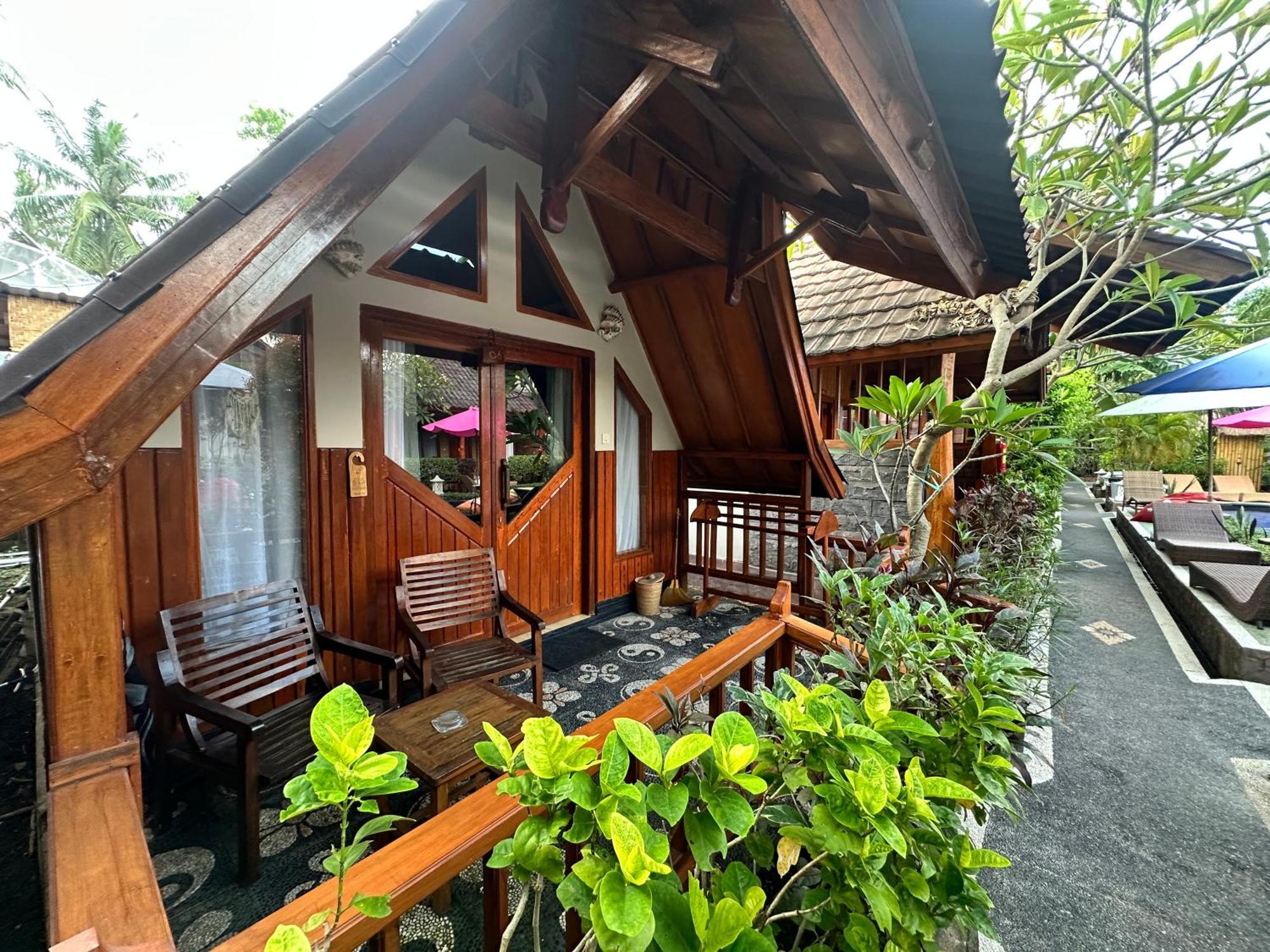 Sunny Rose Bungalows Gili Air - Adults Only Экстерьер фото