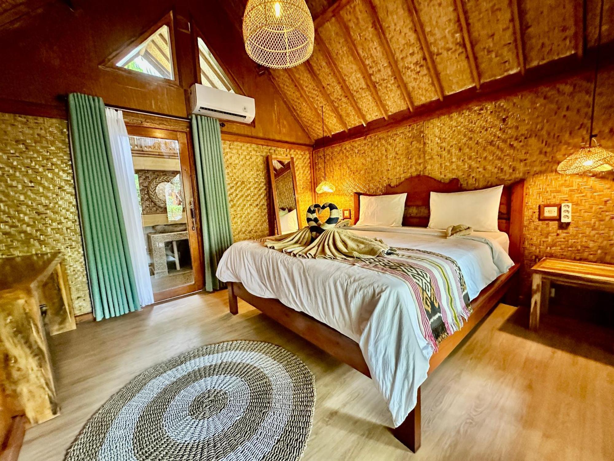 Sunny Rose Bungalows Gili Air - Adults Only Экстерьер фото